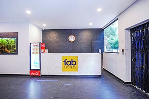 Fabhotel Earth
