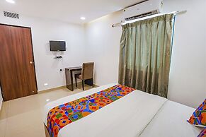 Fabhotel Earth