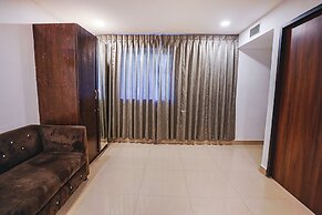 Fabhotel Earth