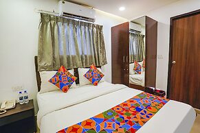 Fabhotel Earth