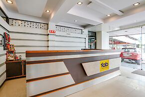 Fabhotel Kingdom Sai