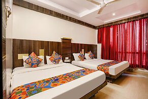 Fabhotel Kingdom Sai