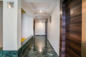 Fabhotel Kingdom Sai