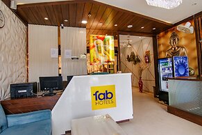FabHotel Golden City