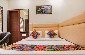 FabHotel Golden City