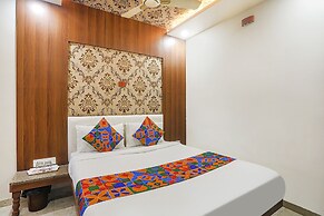 Fabexpress Jai Manglam Service Apartment