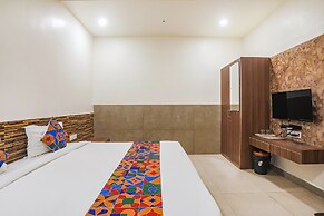 Fabexpress Jai Manglam Service Apartment
