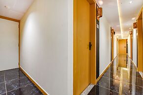 Fabhotel Sky Palace