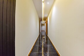 Fabhotel Sky Palace