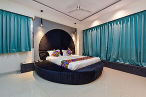 Fabhotel Sky Palace