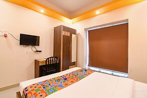 Fabhotel Comfort N Cozy