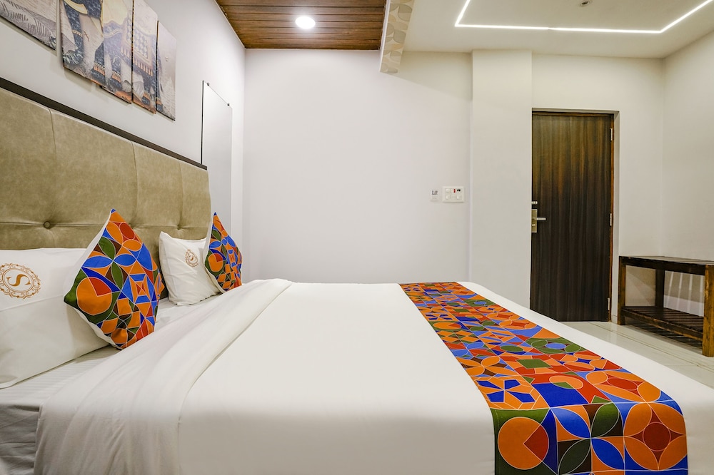 Fabhotel Swaraj