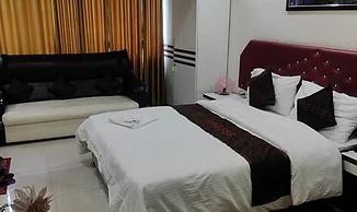 Fabhotel Prime Finesse