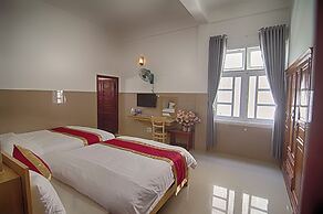 Hoa May Hotel