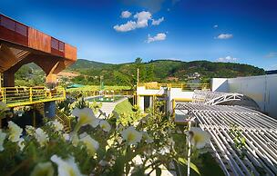 Hoa May Hotel