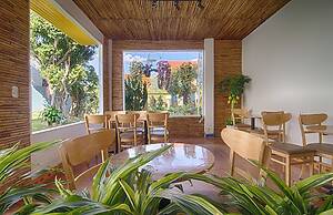 Hoa May Hotel