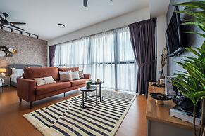 4Pax Studio with Magnificent View PJ SS2