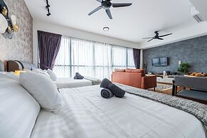 4Pax Studio with Magnificent View PJ SS2
