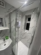 Beautiful 1-bed Modern Luxury Apartment in Luton