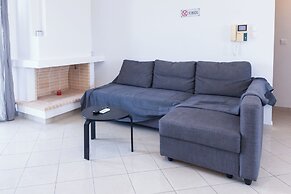 Gorgeous Apt w Magical View GC 3332-02