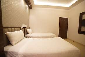 HOTEL MAYUR