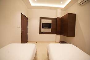 HOTEL MAYUR