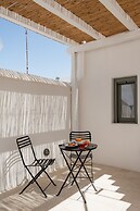 aniko suites White Alley