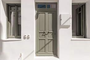 aniko suites White Alley