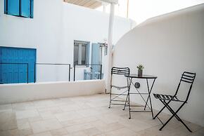 aniko suites White Alley