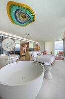 SO/ Maldives