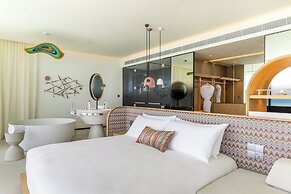 SO/ Maldives