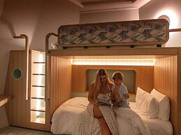 SO/ Maldives