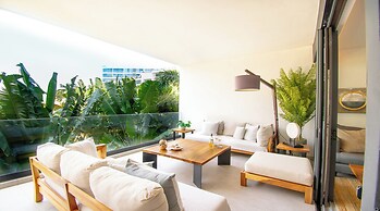 Condo Aria Ocean 206 by Kivoya