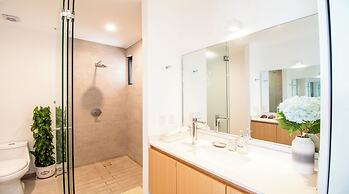 Condo Aria Ocean 206 by Kivoya