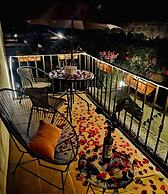 Luna Maya Antigua Hotel