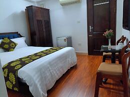 SOUTH GATE HOTEL