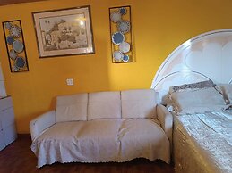 HOSPEDAJE BARATO MI CASITA DE COLORES