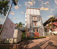 HUE GUH The Porto Candolim