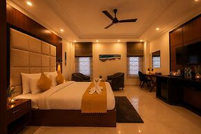 HUE GUH The Porto Candolim
