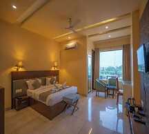 Grand 5 Resort