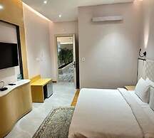Grand 5 Resort