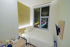 Front One Boutique Hotel Taman Anggrek