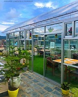 Hotel Kunja