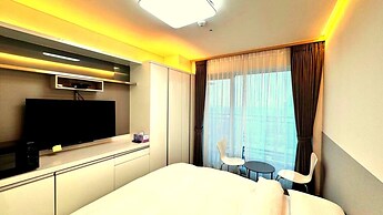 Yeongjong Shine Hotel