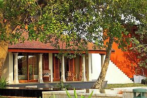 Baymaas Lake house