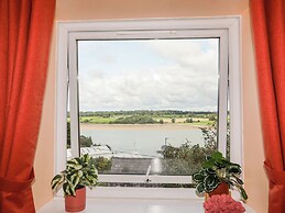 12 Brynffynnon