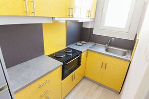Charming Balcony Escape in Kipseli