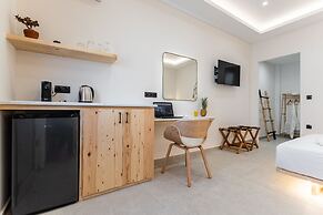 Adama's Suites Naxos