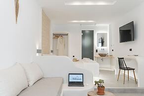 Adama's Suites Naxos