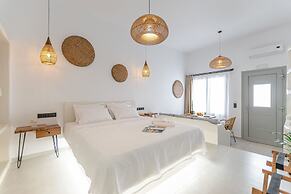 Adama's Suites Naxos